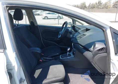 2019 Ford Fiesta Se z USA, uszkodzony, nr VIN 3FADP4BJ5KM155708